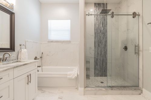 3502 Mcelroy Ave, Tampa FL 33611-3606 exterior