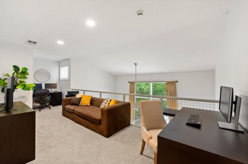 1278 Eames Grn, Atlanta GA 30318-4193 exterior