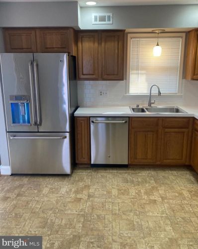 507 Mount Vernon Ave, Alexandria VA  22301-2243 exterior