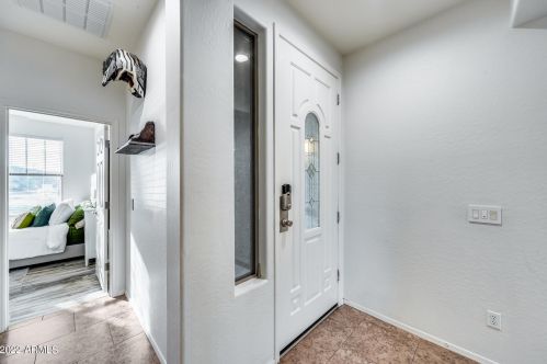 42007 45th Dr, Phoenix AZ  85086-1445 exterior