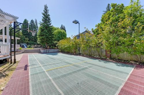 2327 Hartford Ct, Folsom CA 95762-5931 exterior