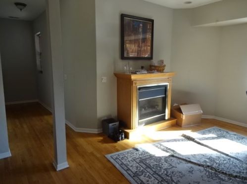 1648 Waveland Ave, Chicago, IL 60613-3631