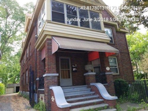 113 Park Pl, Schenectady NY  12305-1204 exterior