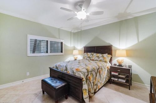 34 Cypress Vw Dr, Naples FL 34113-8008 exterior