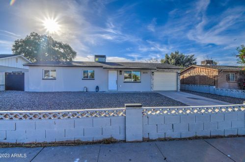 8224 25th St, Phoenix AZ  85042-7020 exterior