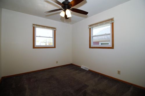 7406 Derby Pl, Milwaukee WI 53209-5841 exterior