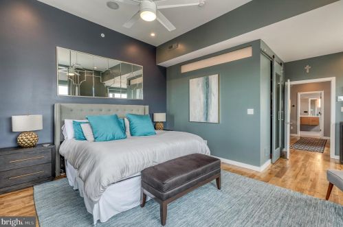 1112 17 St, Philadelphia PA 19146-4717 exterior