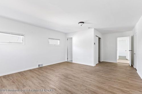 504 Ave, Belmar NJ 07719-2433 exterior