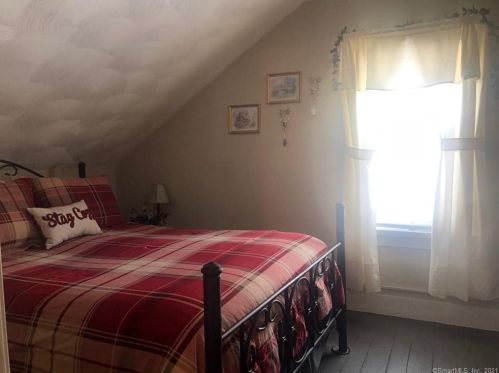 24 Church St, Killingly CT 06241-1234 exterior