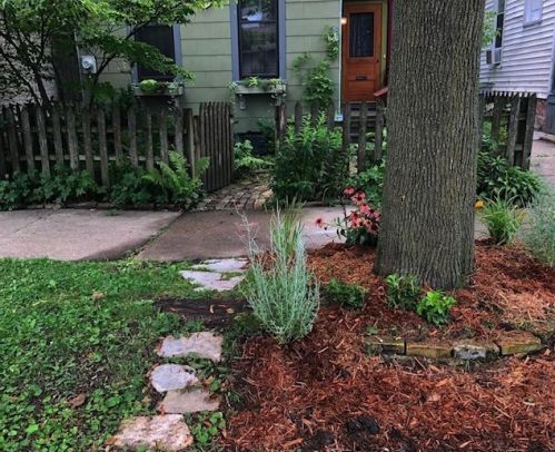 309 Mineral St, Milwaukee WI 53204-1739 exterior