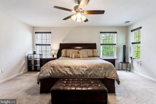 7722 Hollins Chapel Ct, Glen Burnie MD 21060-8396 exterior