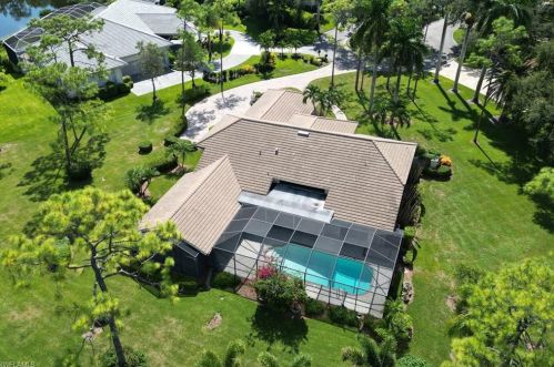 4588 Oak Leaf Dr, Naples FL 34117 exterior