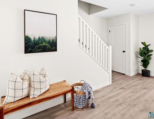 5091 Hermantown Rd, Duluth MN 55811-4343 exterior