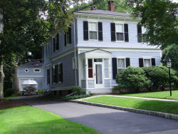 30 Vista Ave, Newton, MA 02466-2811