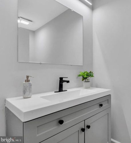 128 Connecticut Ave, Atlantic City NJ 08401-5341 exterior