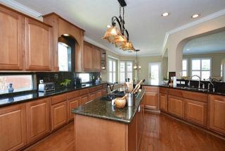 12406 Lago Bend Ln, Houston TX  77041-5797 exterior