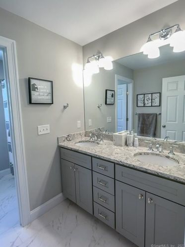 65 Beaver Dm Rd, Deep River CT 06419-1317 exterior