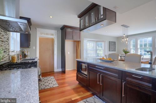 1297 Wheatland Ave, Lancaster PA 17603-4520 exterior