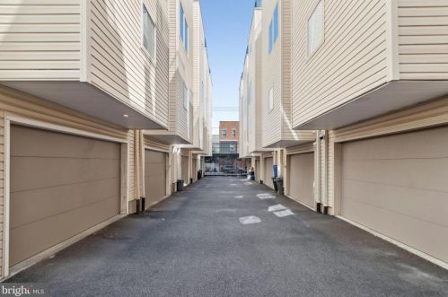 1310 20 St, Philadelphia PA 19140-5810 exterior