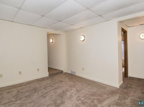 618 5 Ave, Duluth MN 55806-2446 exterior