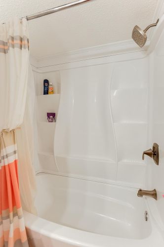 990 County Rd 92, Maple Plain MN 55359-9577 exterior