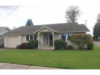 2102 Carmel Ave, Eugene OR  97401-5178 exterior