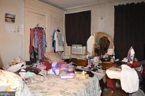 2131 28 St, Philadelphia PA 19145-1614 exterior