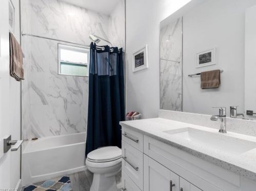 662 20 St, Naples FL 34117-9410 exterior