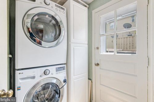 3824 Ingalls Ave, Alexandria VA 22302-1810 exterior