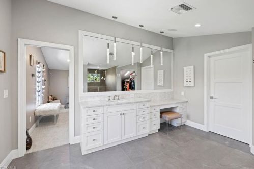 3897 7 Ave, Naples FL 34119-1521 exterior