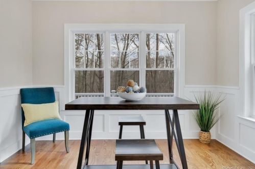 506 Mountain Rd, Hartford CT  06111-1410 exterior