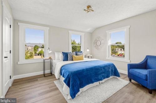 6106 Kings Hwy, Alexandria VA 22303-2416 exterior