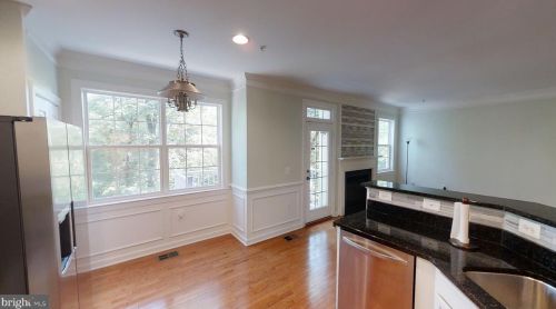 13554 Davinci Ln, Herndon, VA 20171-6106