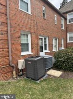 2114 38th St, Washington DC 20020-1302 exterior