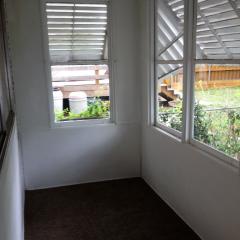 1012 Yale Ave, Saint Louis MO  63117-1821 exterior