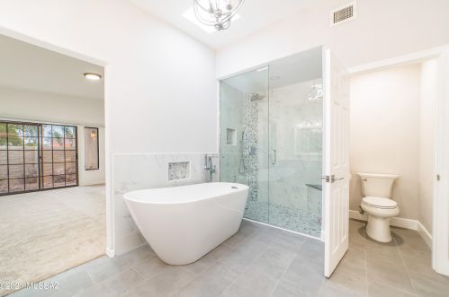 5860 Bright Star Dr, Tucson AZ  85718-3429 exterior