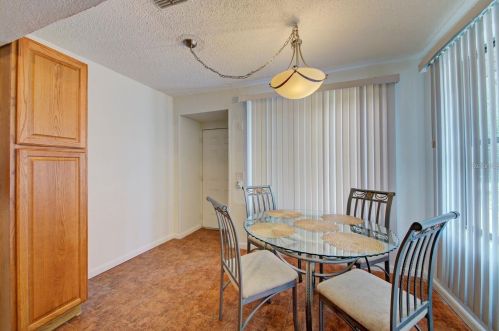 6905 Hudson Ave, Port Richey FL  34667-1182 exterior