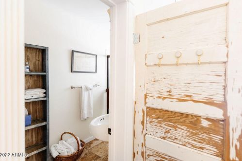 2335 Fairmount Ave, Phoenix AZ 85016-6718 exterior