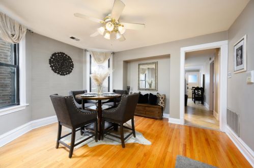 3220 Un Ave, Chicago IL 60616-4776 exterior