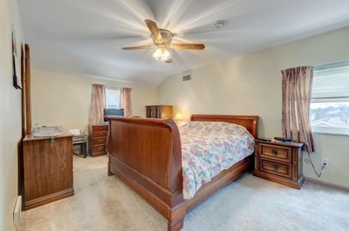 839 Bower Hill Rd, Pittsburgh PA 15243-1508 exterior