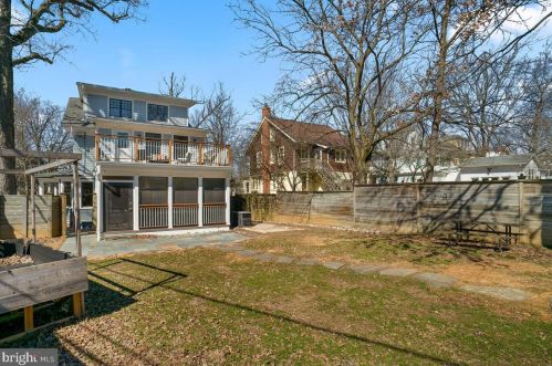 7105 Carroll Ave, Silver Spring MD 20912-4637 exterior