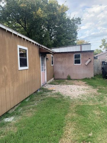 2353 Echo Lk Dr, Dallas TX 75253-3719 exterior