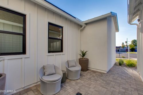 4007 34th St, Phoenix AZ  85040-1820 exterior