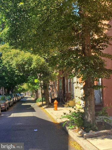 1016 6 St, Philadelphia PA 19140-2314 exterior