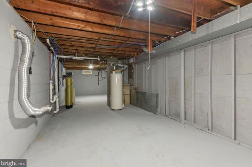 205 California Trl, Browns Mills NJ  08015-5641 exterior