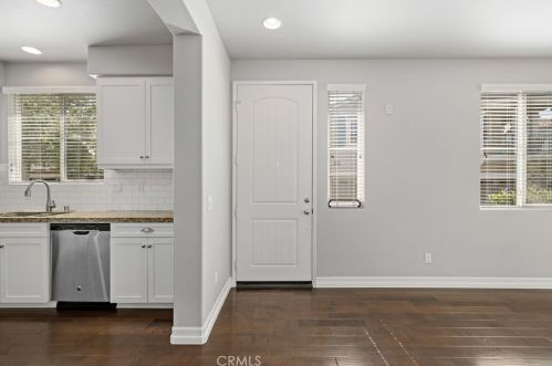 28060 Calle Lumina, Temecula CA 92592-7005 exterior