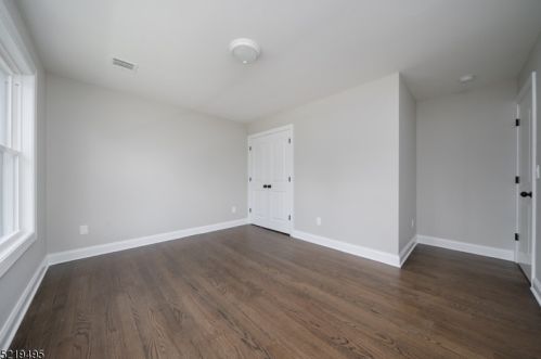 26 Minton Ave, Chatham Township NJ  07928-2740 exterior