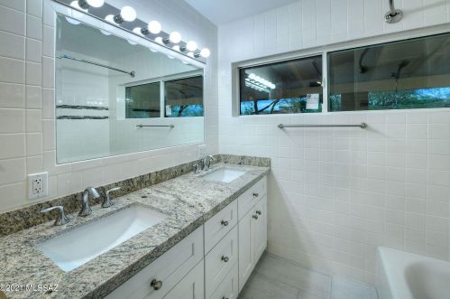 2101 Copper St, Tucson AZ  85719-3213 exterior