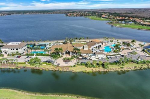 8737 Hideaway Harbor Ct, Naples FL 34120-4327 exterior