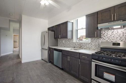 310 Palisade Ave, Union City NJ 07087-5208 exterior